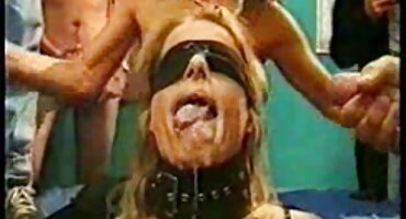 Cool rak jebeno s raširenim erocki filmovi nogama