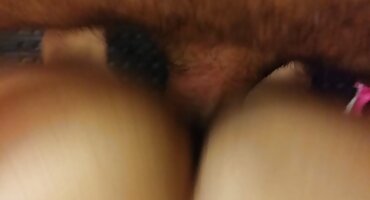 Supruga se nije suzdržala i slobodni pornići prevarila muža s crnim muškarcem