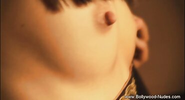 Razmijenjene žene dijele kuja porno seks klipovi za dvoje