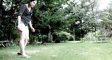 Izvanredno strastveni crno-bijeli seks na stepenicama hrvatskipornofilmovi