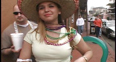 Pred kamerama xxxx filmovi junica pristala pokazati tijelo