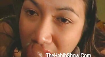 Zreli muškarac bušenih xxx porno snimci djevojka s malim Sisama Guza