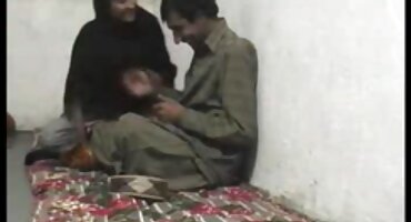 Djevojka online šik u jebati rupe sex filmovi sa prevodom na 2 nestašna dečki