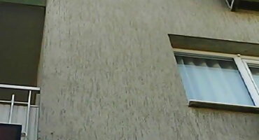 Zdrav xxx porno snimci dude ušao u dnevnu sobu i uzeo gol susjeda