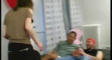 Dva momka jeben xxxx filmovi jedan prsata Pičke napali