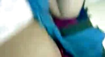 Mlada crnka erotika x pornici na casting pokazuje usmene vještine