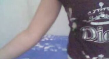 Seksi Chica spašava čovjeka severina film porno od problema s kapuljačom