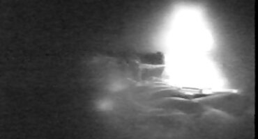 Student prste u porno film xxxn maca svog azijskog učitelja