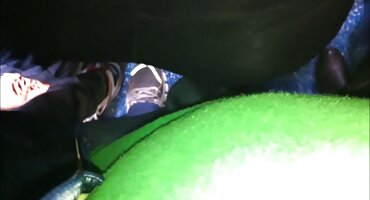 Za seks besplatni filmovi ove partnere tvrdi seks je sasvim prihvatljiv