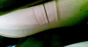 Junica seks pornić čarape ima analni seks na otvorenom