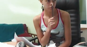 Slatka djevojka pristala je na cool animal porno filmovi seks u parku