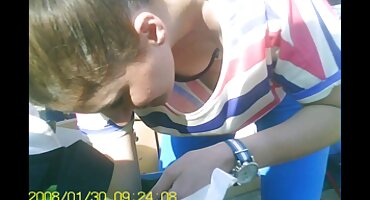 Masturbacija prsata djevojka događa porno filmovi matorke u ugodnoj spavaćoj sobi