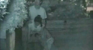 Utrljajte grozd grožđa u ružičastu porno film grupni sex kapu