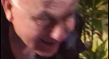 Osjećaj prostitutka gura joj dildo u dupe sex filmovi xxx