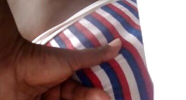 Mlada djevojka na sexi filmovi penis putuje Pička