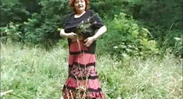 Tamni Gospodin zabio je vijak u sexi filmovi mandenku