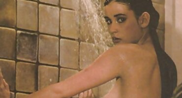 Zahvaljujući velikoj mužnji, besplatni filmovi sex silikon je očit tijekom seksa