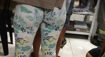 Cutie dragovoljno daje u rupu za nju erotika jebačina nestašna djevojka