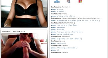 Prsata brineta ga uzima u filmovi za odrasle sex dupe i nježno stenje