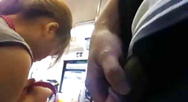 Vrlo sex video na plazi dobro lizali i umetnuli je dublje za to