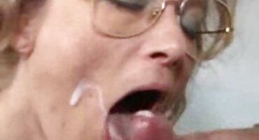 Muškarac fucks maca i magarca besplatno gledanje sex filmova bujne crnke