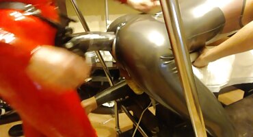 Jebeno student s lukom u porno film na plazi lijepu maca